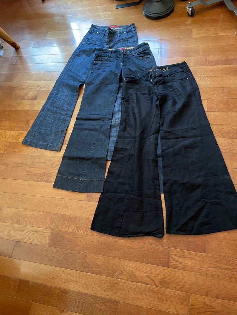 Level 99 (ea) flash sale Y2K